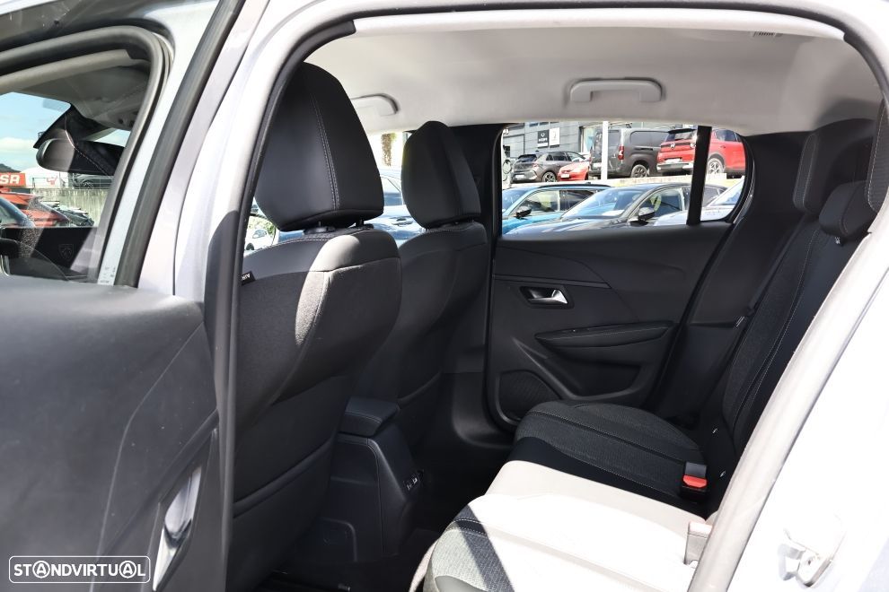 Peugeot 208 1.2 PureTech Allure - 17