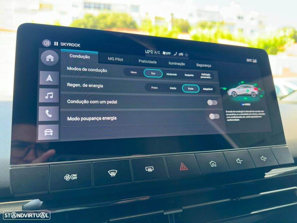 MG MG4 77 kWh Extended Range Luxury - 22