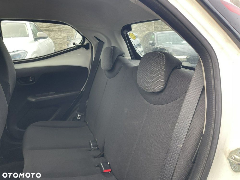 Toyota Aygo 1.0 VVT-i Black Edition - 10