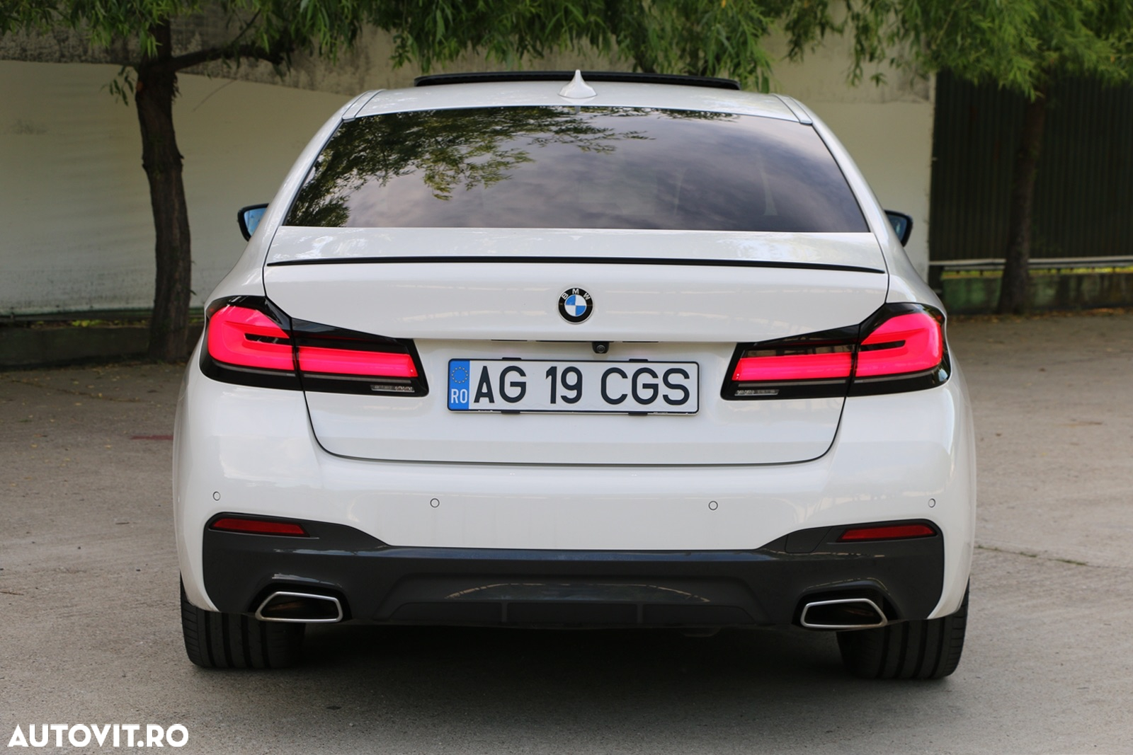 BMW Seria 5 520d xDrive AT MHEV - 9