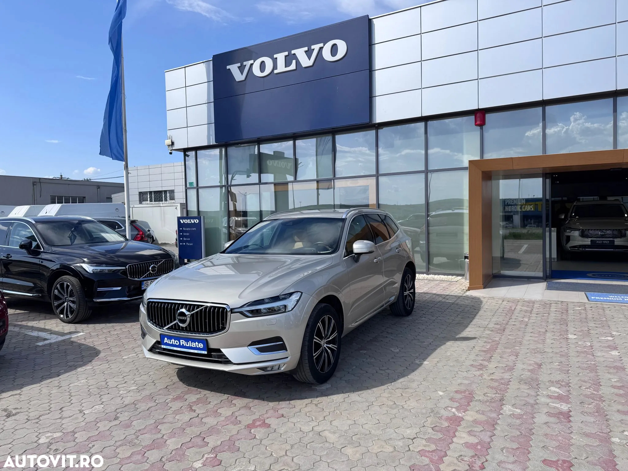 Volvo XC 60 B4 MHEV AWD Inscription - 16