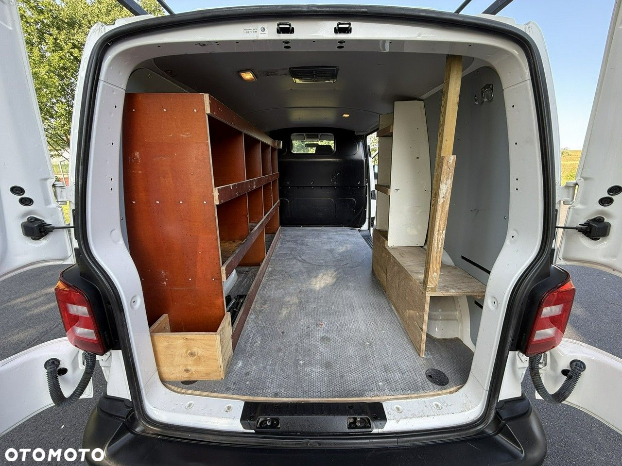 Volkswagen Transporter - 18
