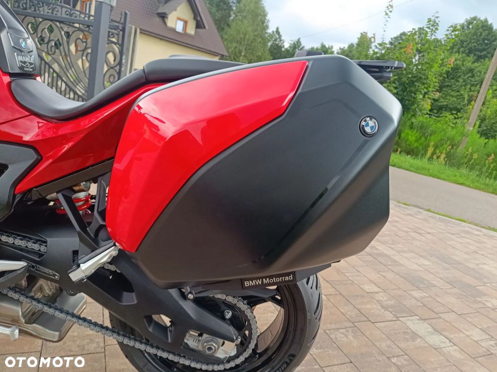 BMW XR - 21