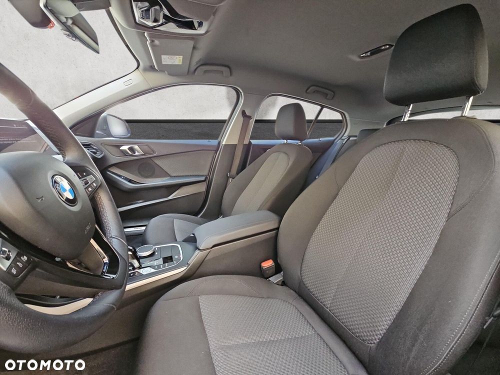 BMW Seria 1 - 13