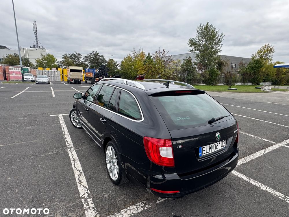 Skoda Superb 1.8 TSI Elegance DSG - 4