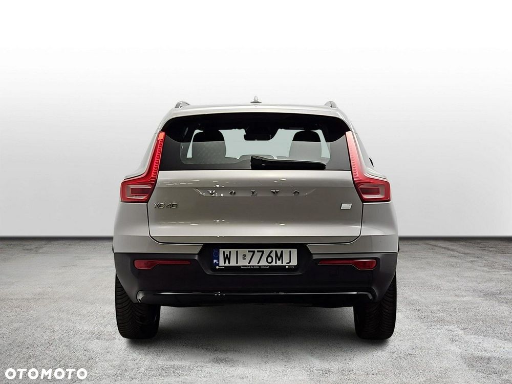 Volvo XC 40 - 4