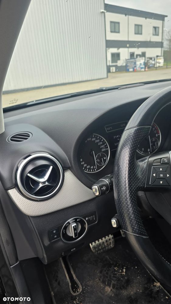 Mercedes-Benz Klasa B 180 (BlueEFFICIENCY) 7G-DCT - 11
