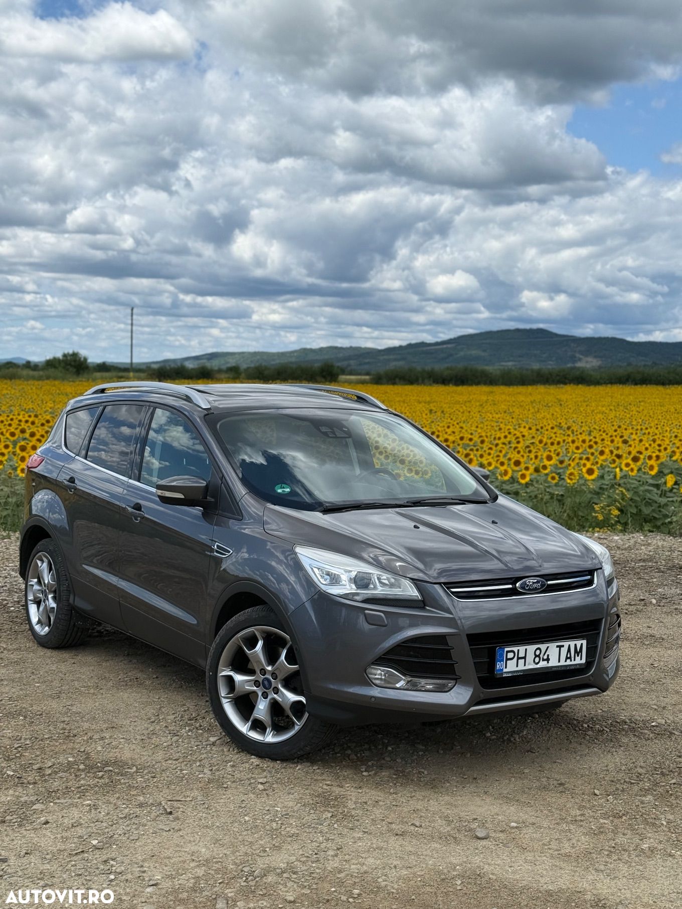Ford Kuga 2.0 TDCi 4WD Powershift Titanium - 1