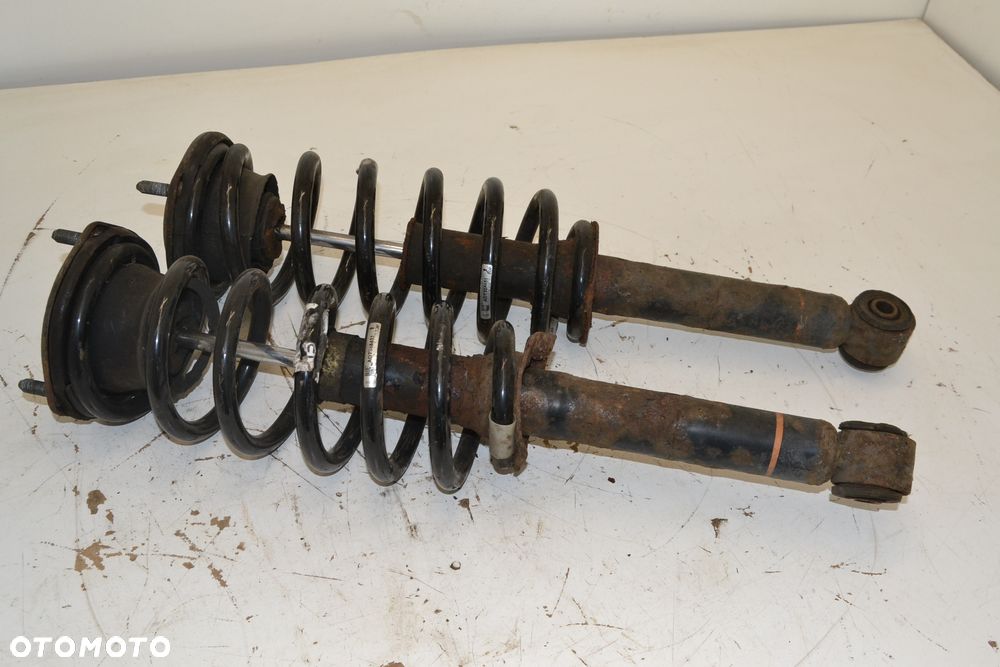 Amortyzatory Przód Lexus LS 400 - 1