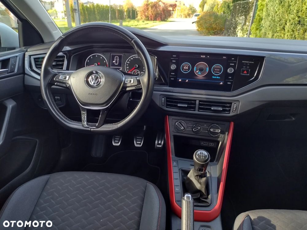 Volkswagen Polo 1.0 TSI Comfortline - 16