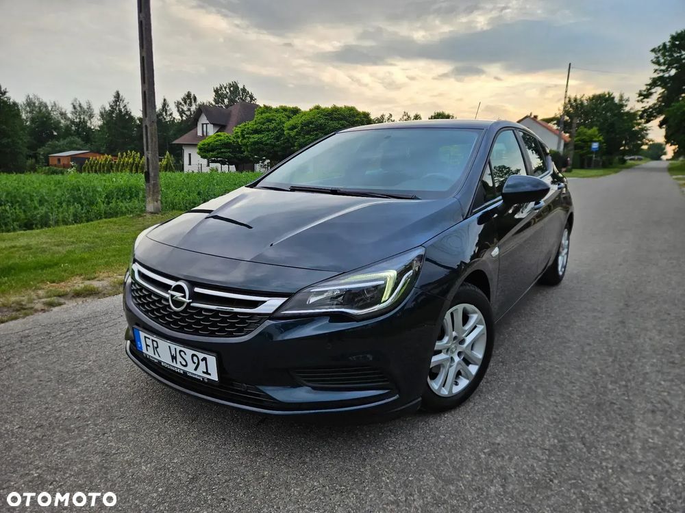 Opel Astra 1.4 Turbo Edition - 1