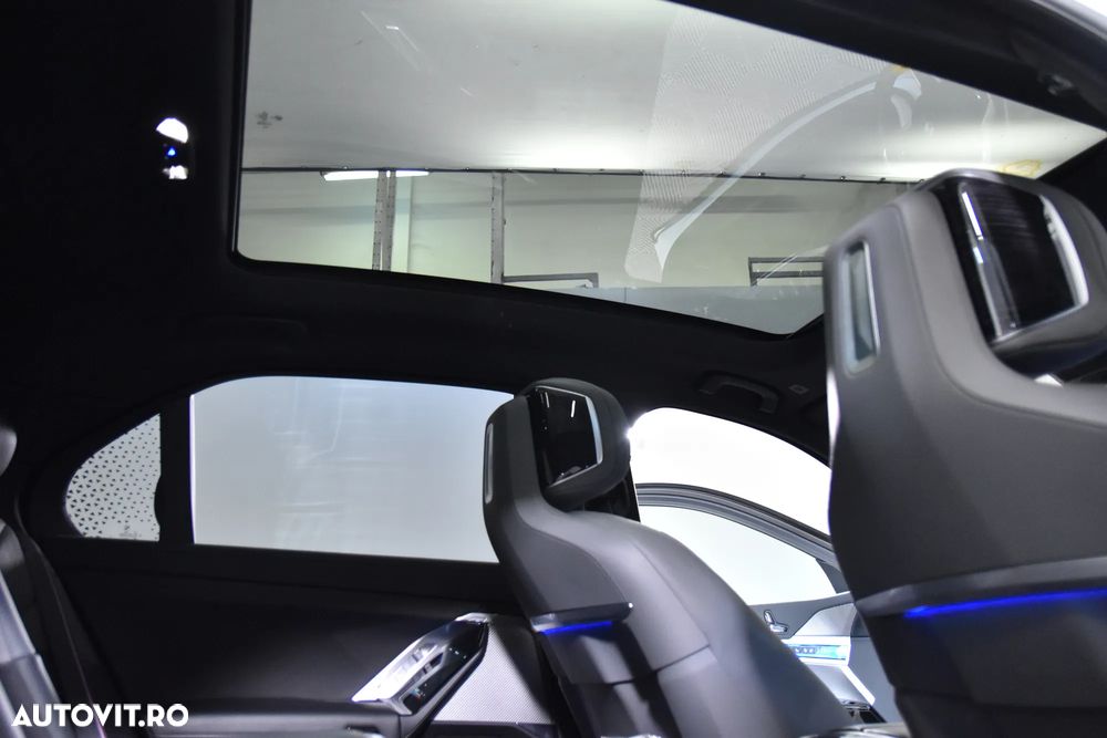 BMW Seria 7 740d xDrive MHEV - 27