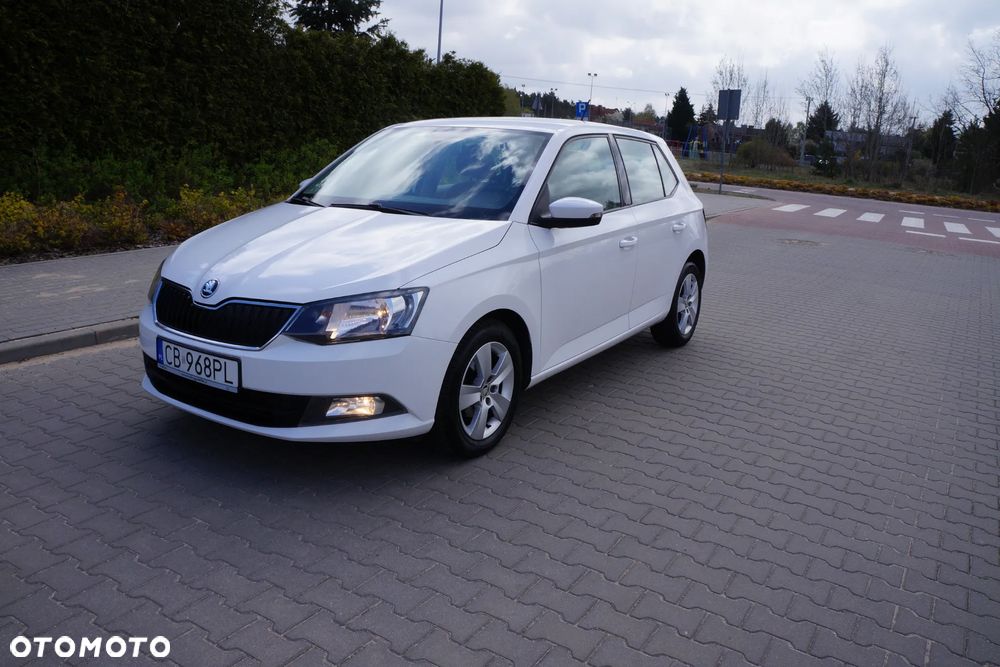 Skoda Fabia 1.0 Style Color - 3