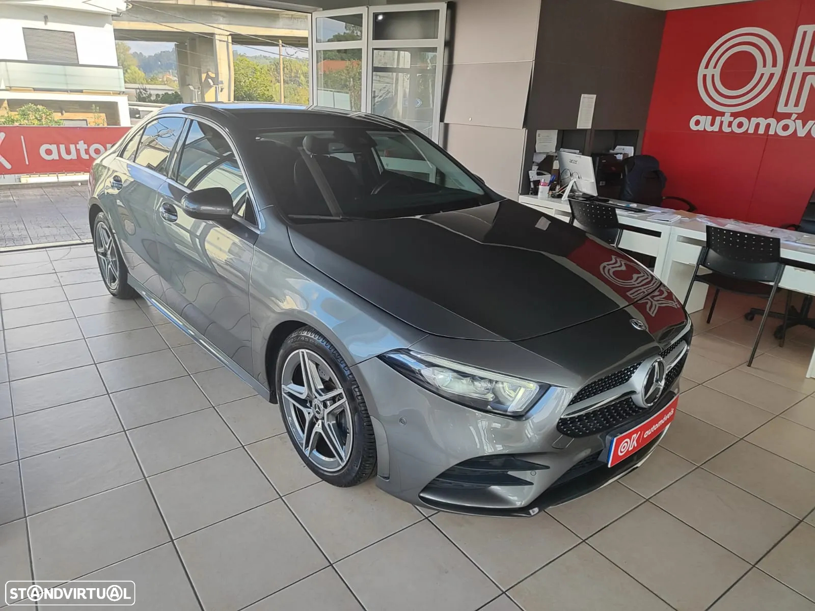 Mercedes-Benz A 220 Limousine d 8G-DCT AMG Line - 2