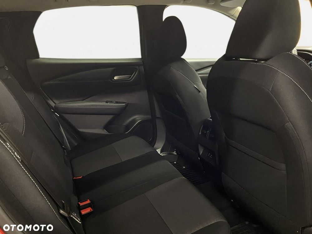 Nissan Qashqai 1.3 DIG-T N-Connecta DCT - 16