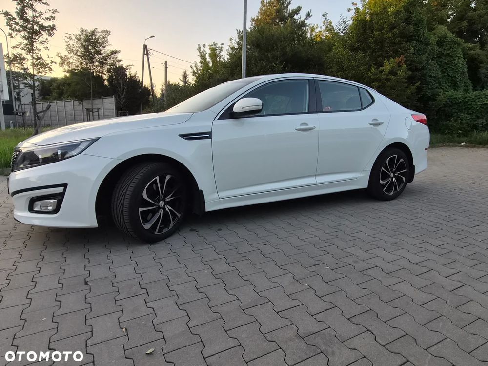Kia Optima 2.0 M - 4