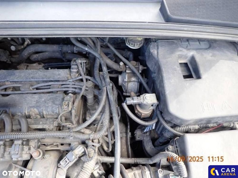 Ford Focus 1.6 Trend - 32