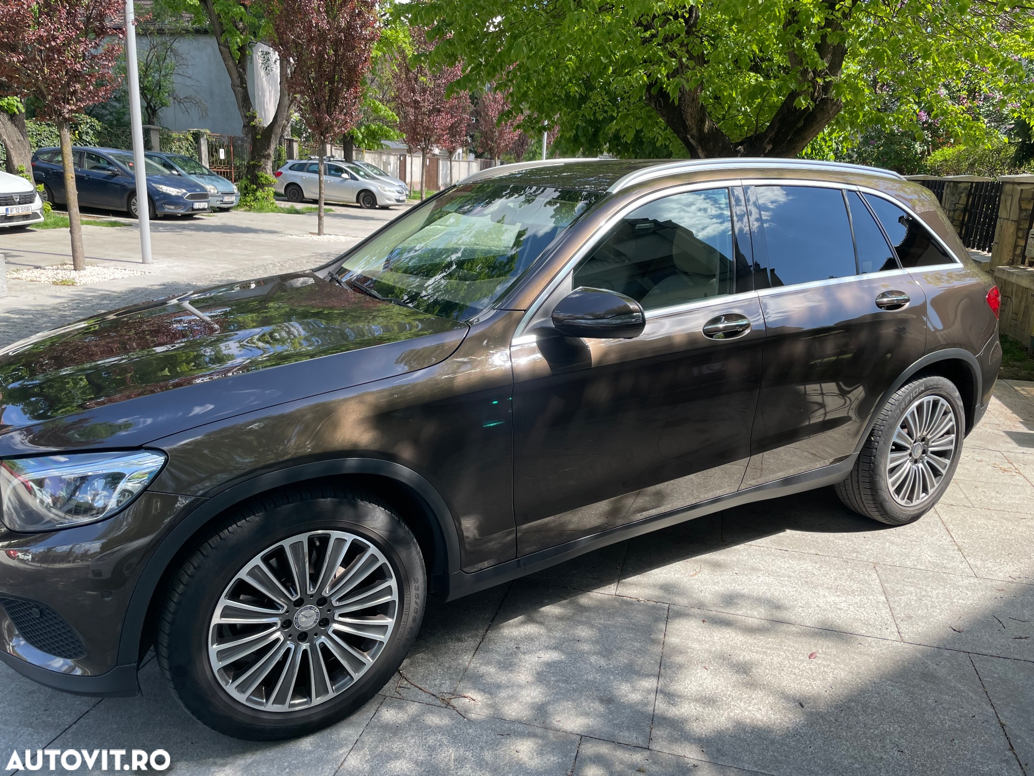 Mercedes-Benz GLC 220 d 4MATIC - 2