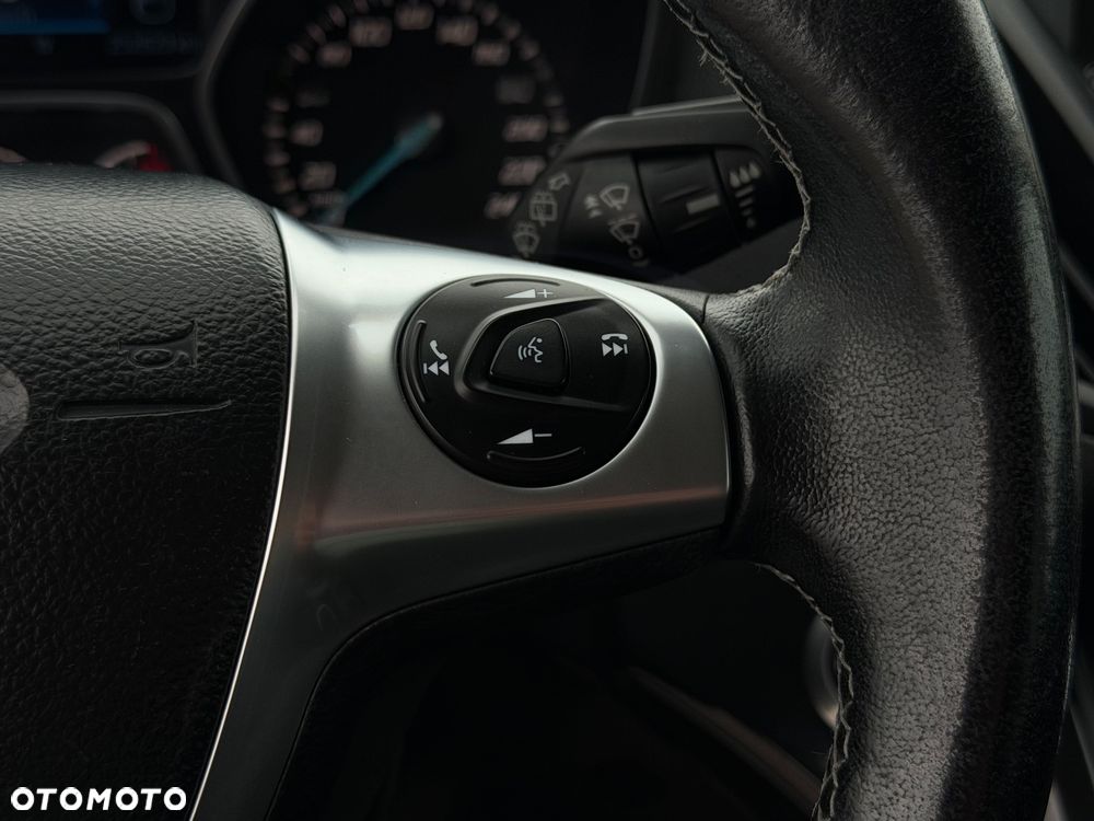 Ford Kuga 2.0 TDCi 4x4 ST-Line - 31