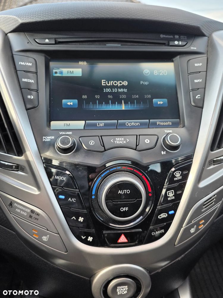 Hyundai Veloster 1.6 Premium - 11