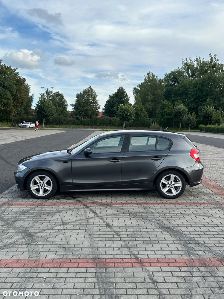 BMW Seria 1 - 2