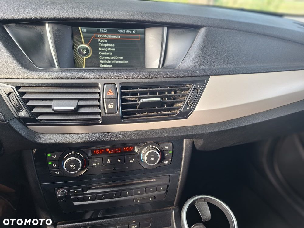 BMW X1 sDrive18d xLine - 16
