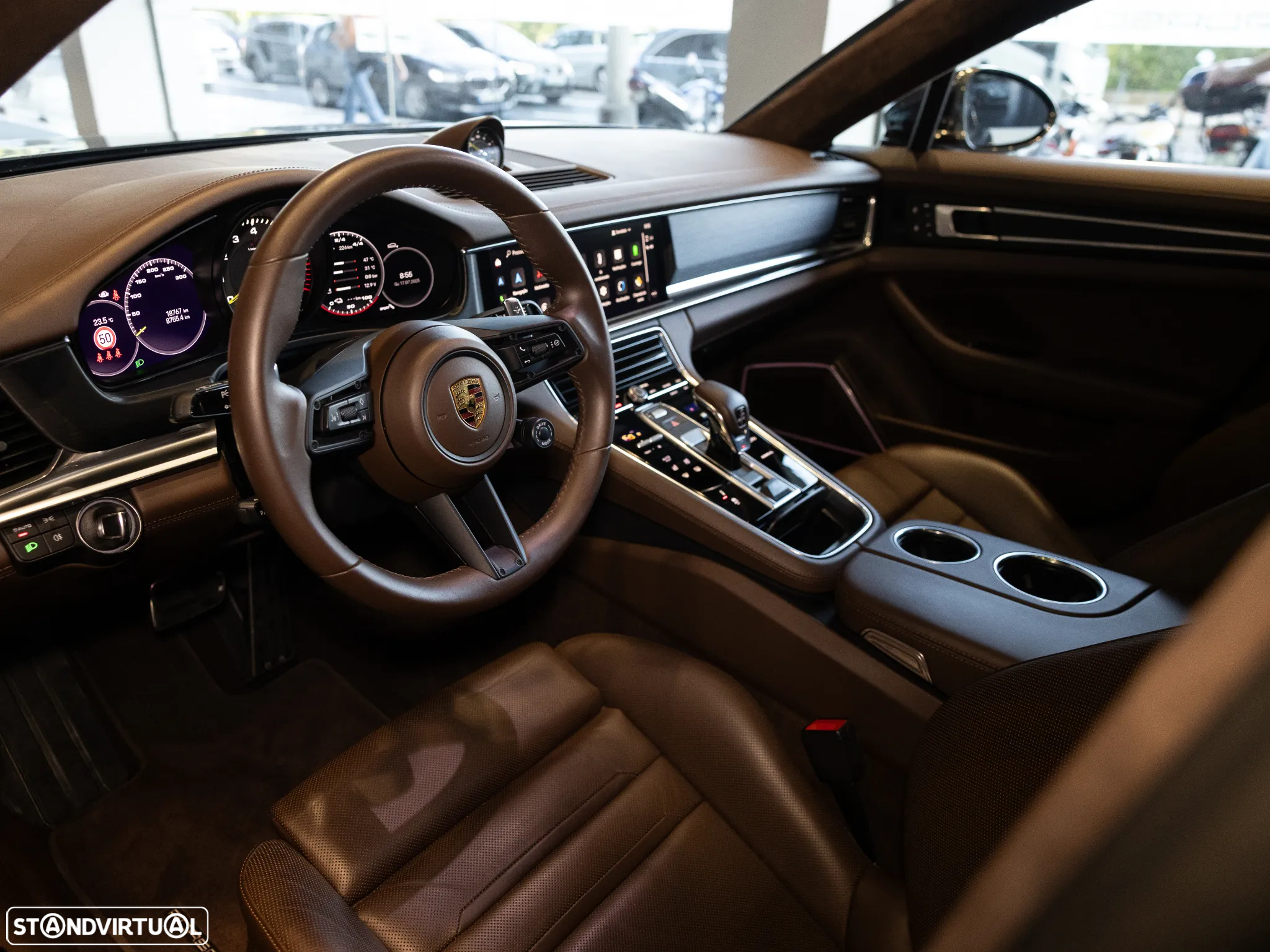 Porsche Panamera 4 E-Hybrid Platinum Edition - 26
