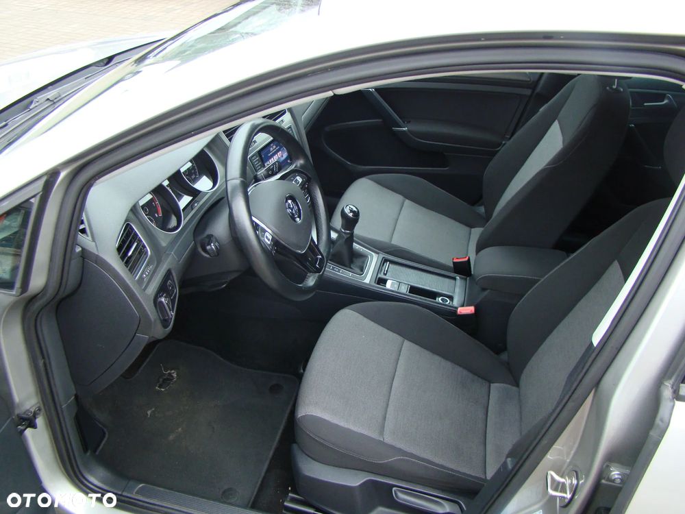 Volkswagen Golf 1.2 TSI BMT Trendline - 20
