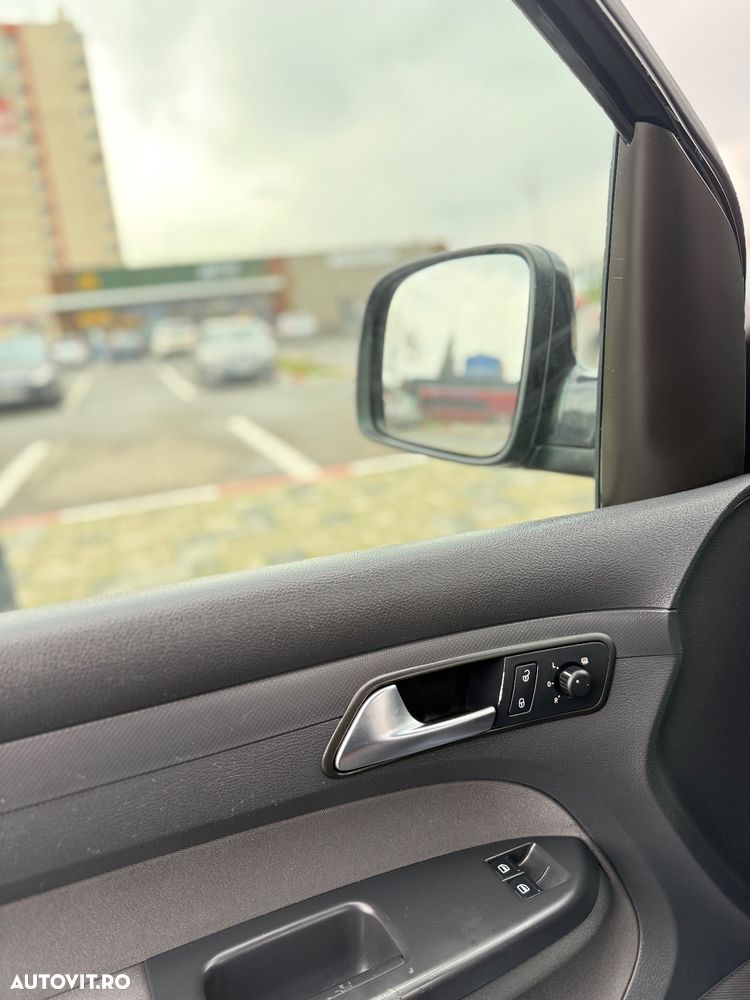 Volkswagen Caddy - 12