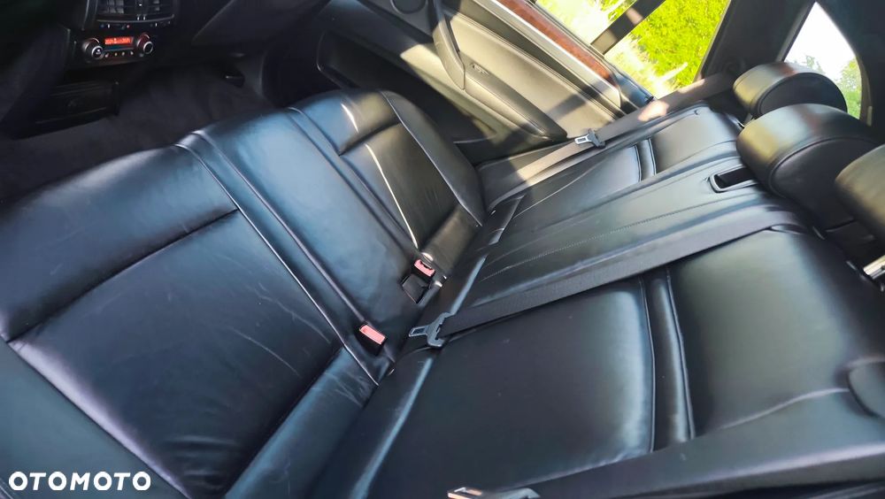 BMW X5 4.8 is Edition Exclusive - 40