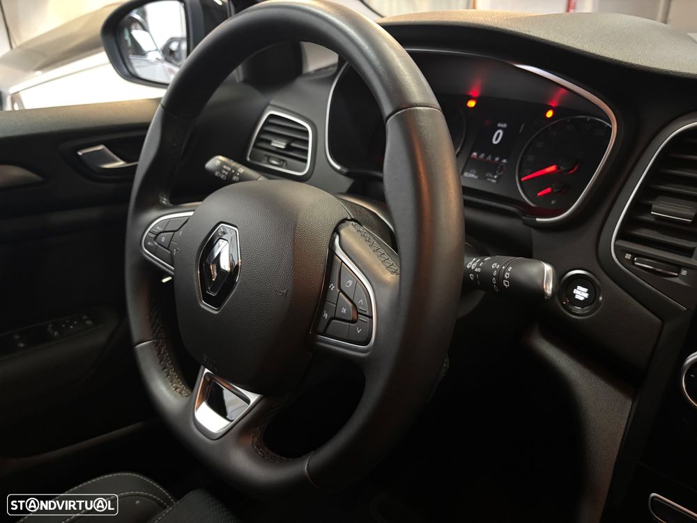 Renault Mégane Sport Tourer 1.5 Blue dCi Limited EDC - 20