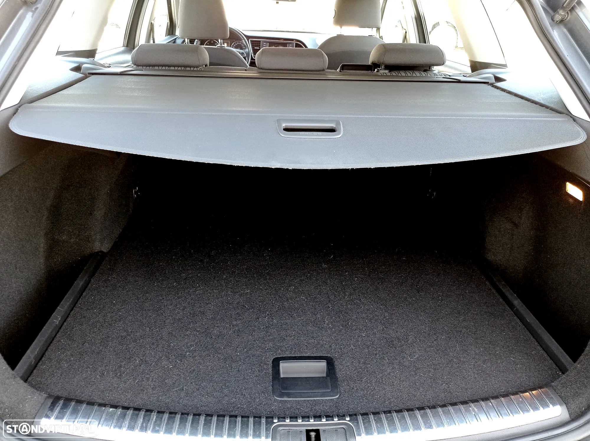 SEAT Leon ST 1.6 TDI Style Ecomotive - 17