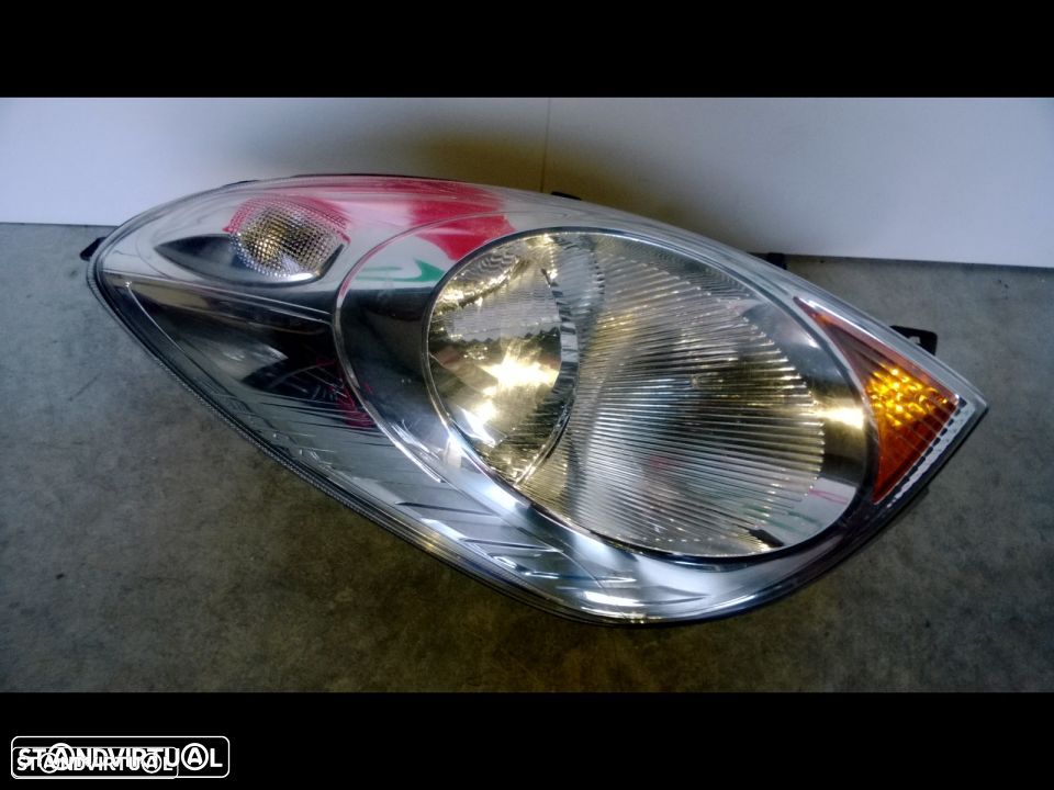 Farol Nissan Note 2006 - 1