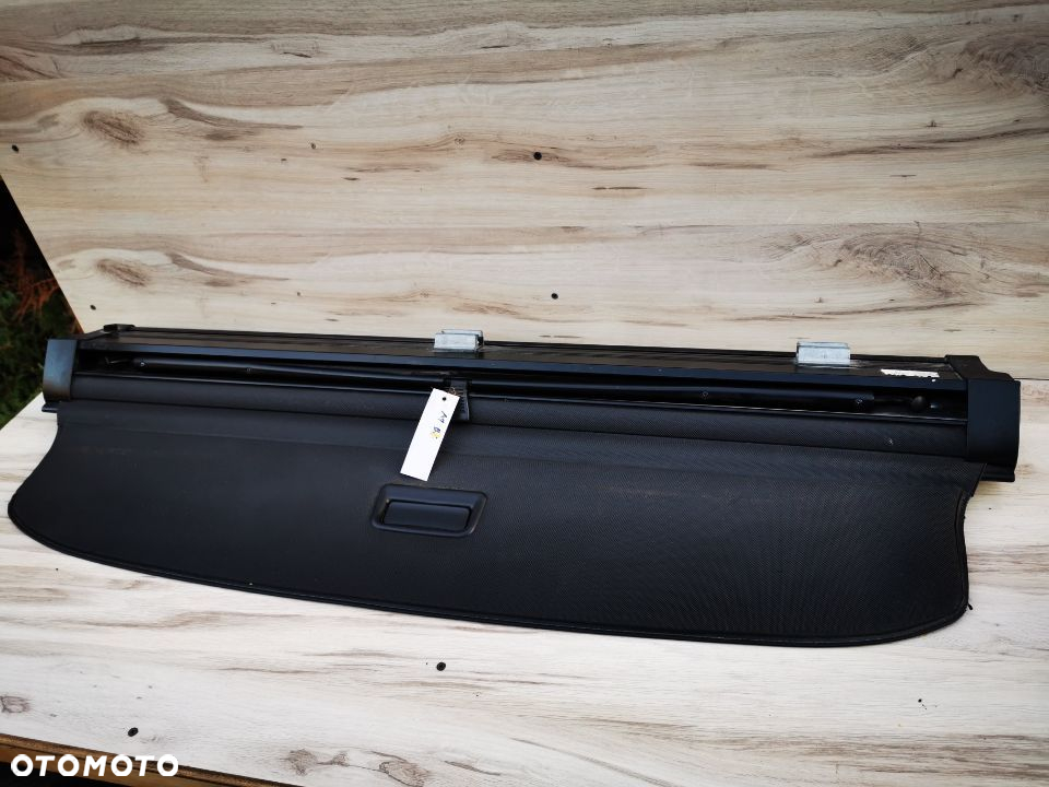 Roleta bagażnika Fokus Mk1 - 2