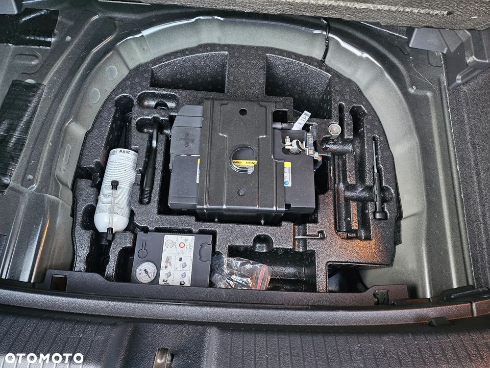 Volkswagen Polo - 14