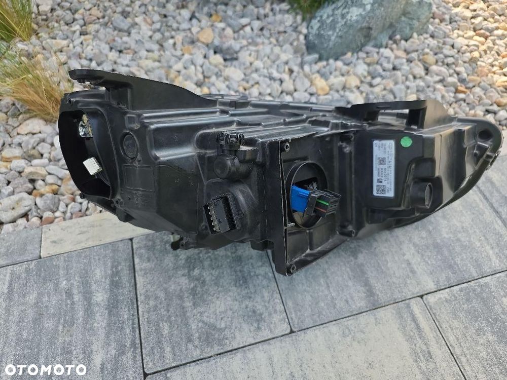 OPEL INSIGNIA 2 II B Lampa lewa przód Full Led Matrix Intelli Lux 39122974 - 9