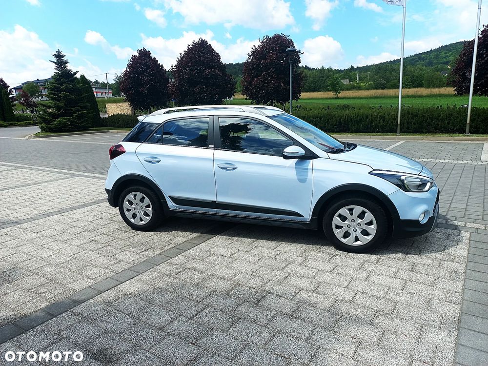 Hyundai i20 blue 1.4 Active Select - 9