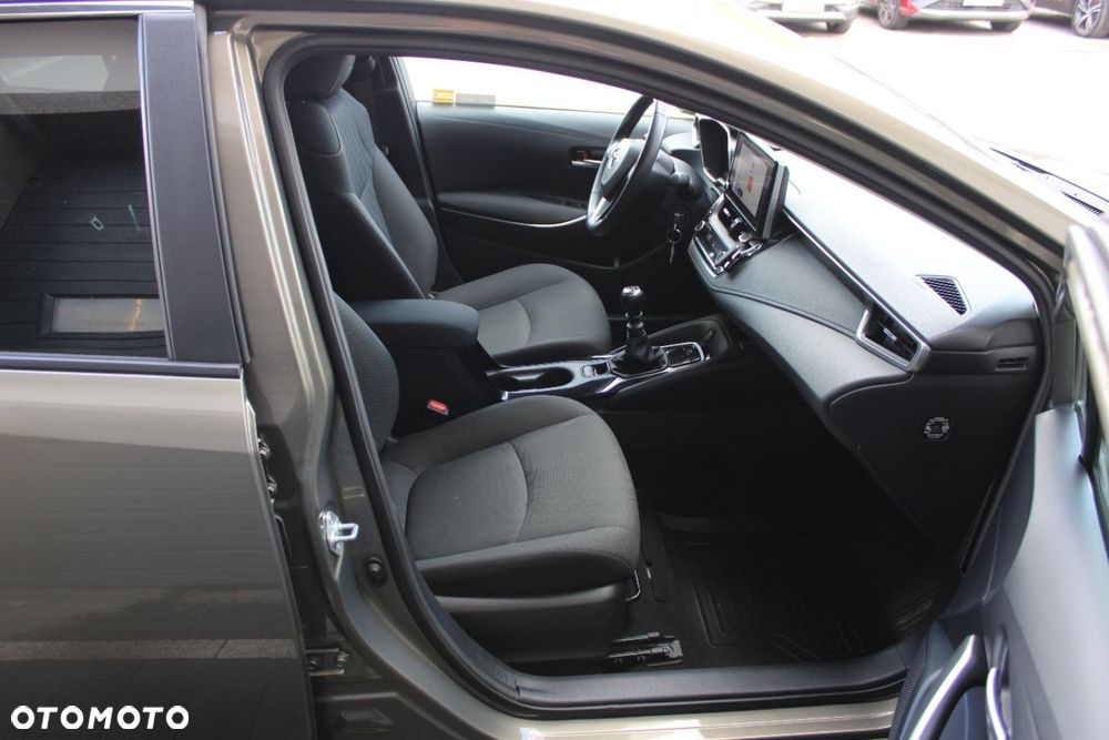 Toyota Corolla - 25
