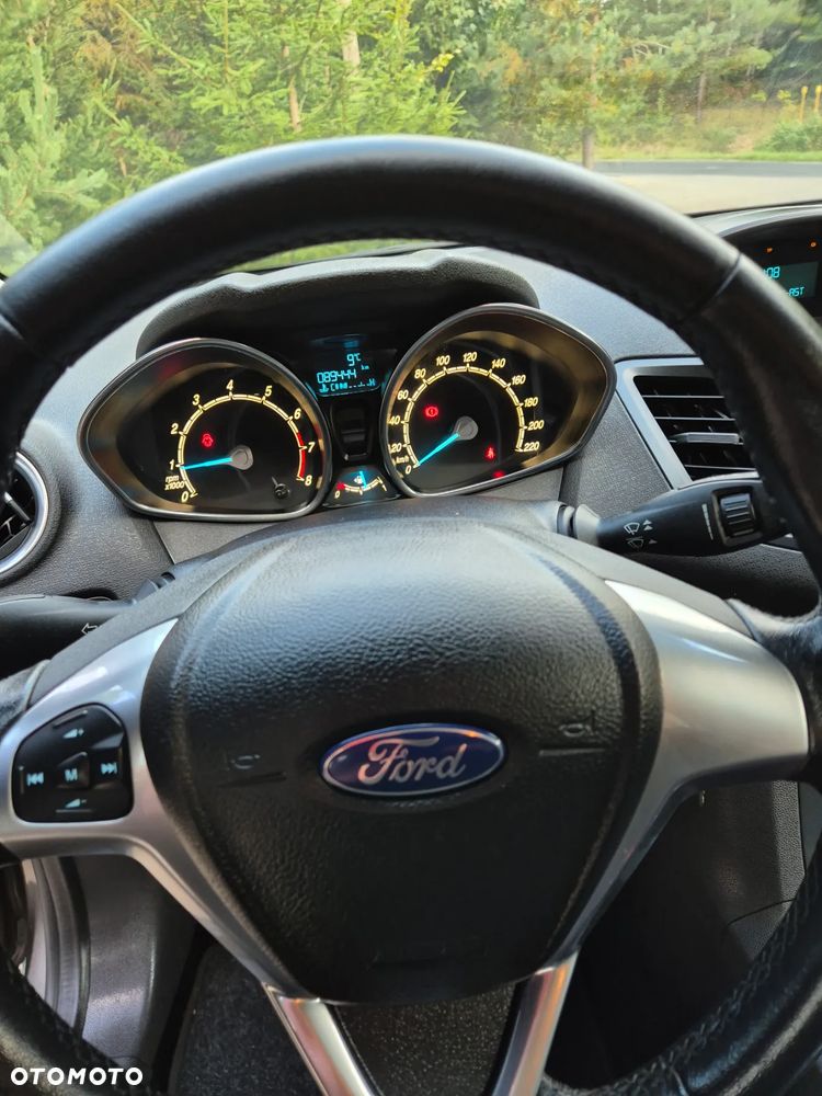 Ford Fiesta 1.0 EcoBoost Titanium - 28