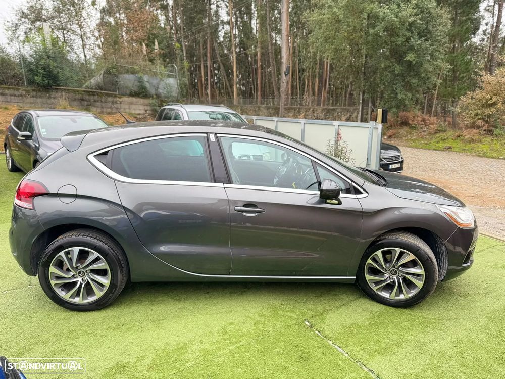 Citroën DS4 1.6 e-HDi So Chic - 4