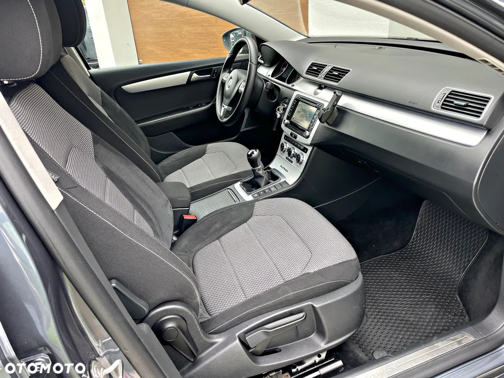 Volkswagen Passat Alltrack 2.0 TDI BlueMotion Technology - 26