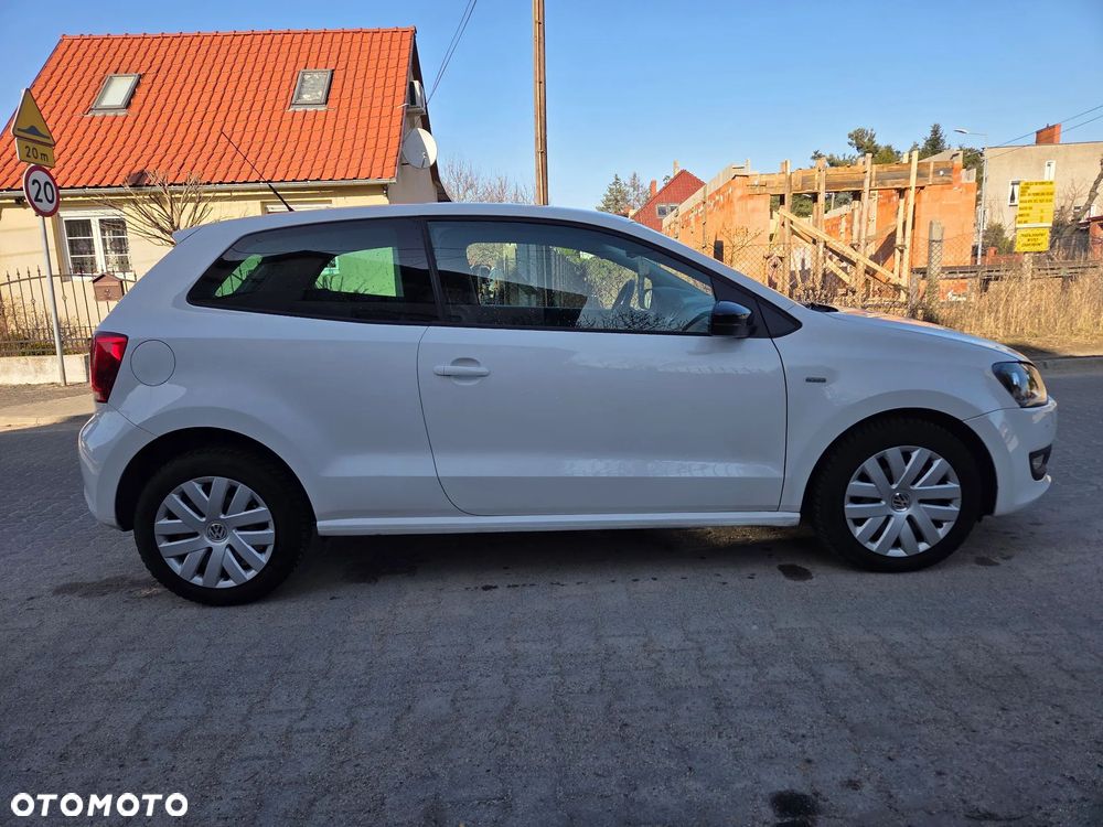 Volkswagen Polo 1.6 TDI DPF BlueMot Comfortline - 4