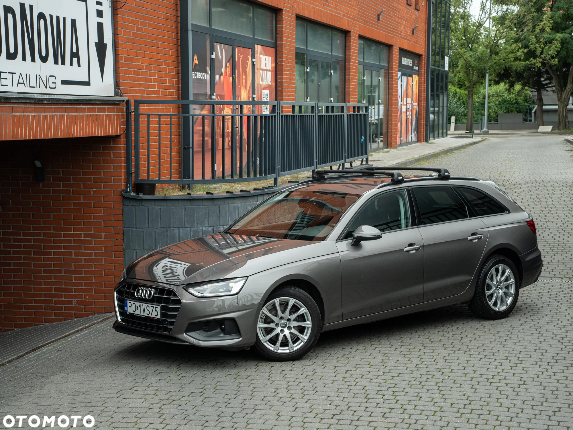 Audi A4 - 4
