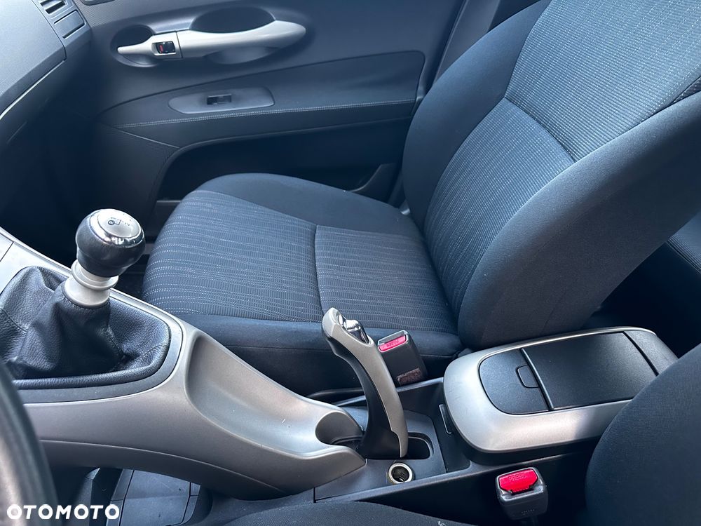 Toyota Auris 1.6 Life+ - 17