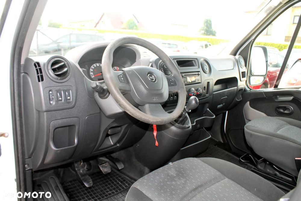 Opel BRYGADOWY OPEL 6 MIEJSCOWY BEZWYPADKOWY - 8