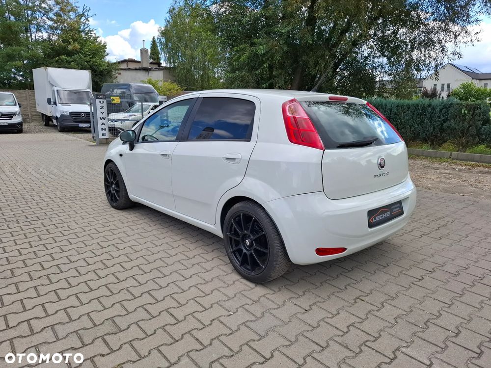 Fiat Punto 1.4 Easy S&S - 22