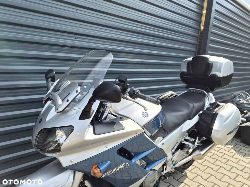 Yamaha FJR - 9