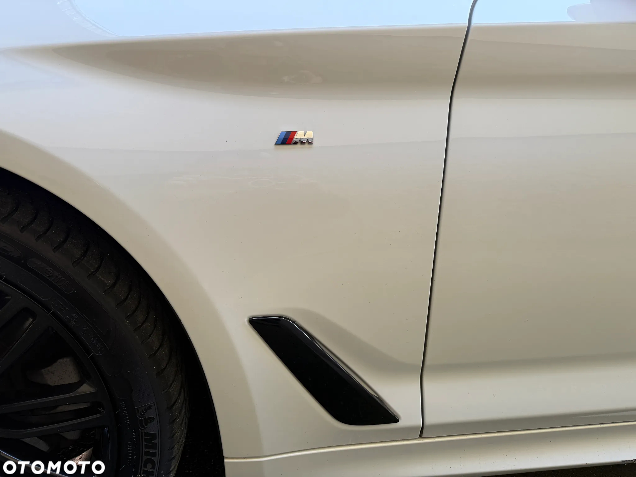 BMW Seria 5 520d xDrive Touring M Sport Edition - 24