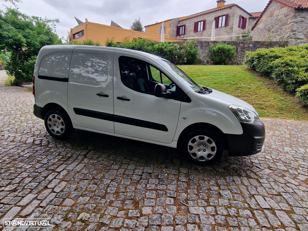 Peugeot PARTNER 1.6 HDI 100CV NACIONAL C/NOVA - 14