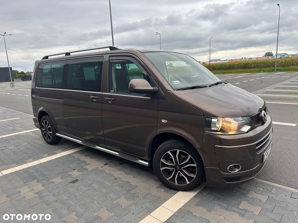 Volkswagen Caravelle - 20